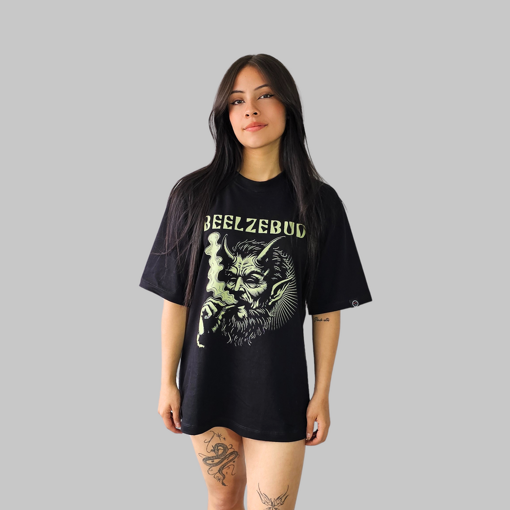 Camiseta Oversize - Beelzebud