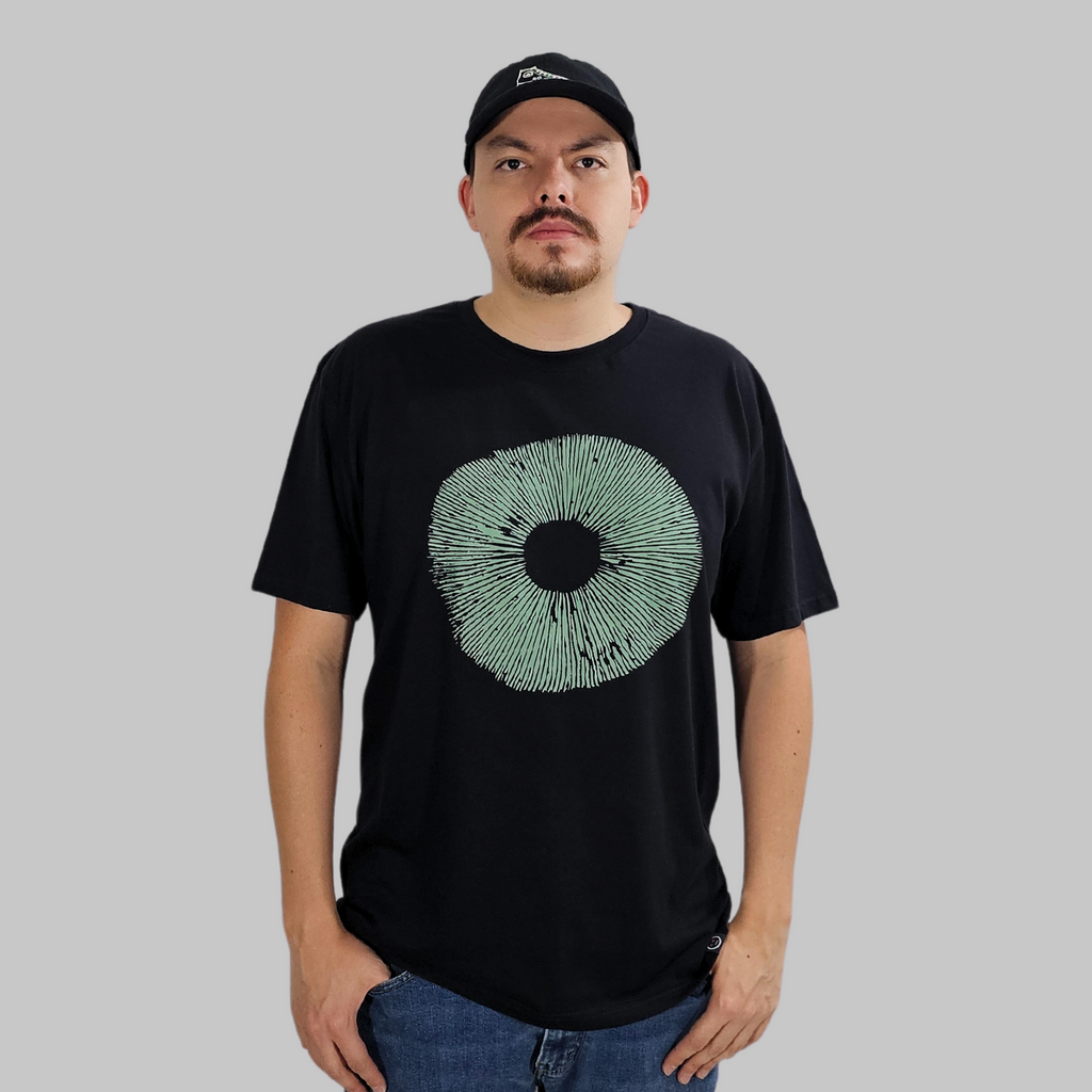 Camiseta Regular - Spore