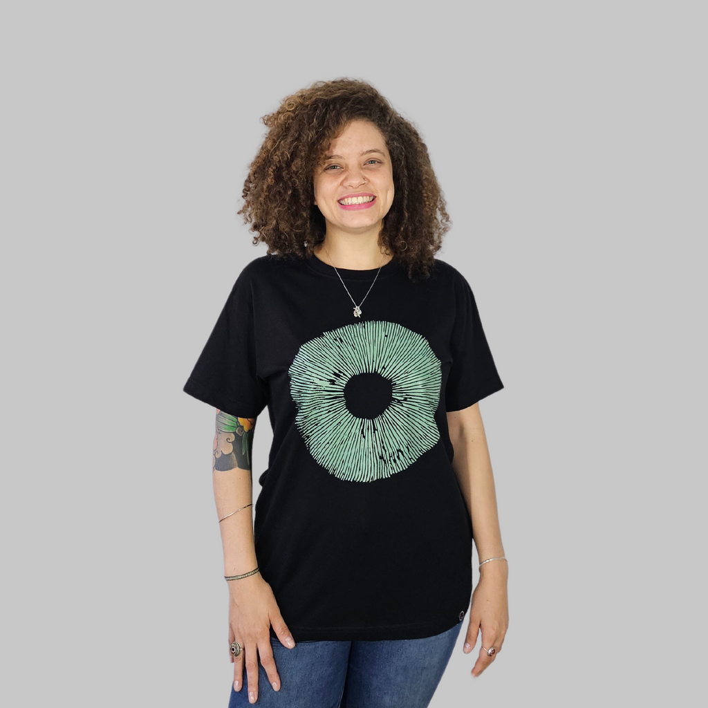 Camiseta Regular - Spore