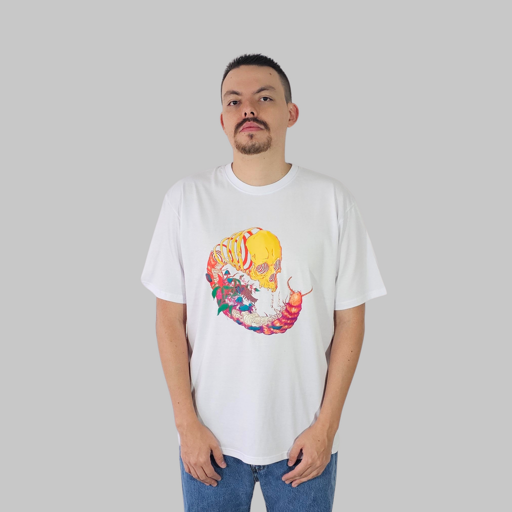 Camiseta Regular - Trippy Centipede
